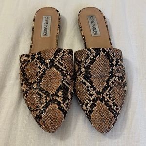 Steve Madden Flats Size 7